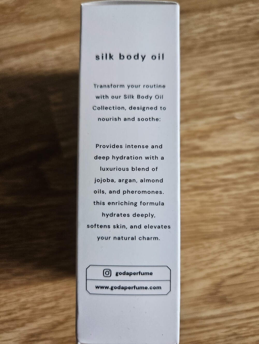 NWT Goda Silk Body Oil - Nourishing Body Oil - Picture 3 of 5